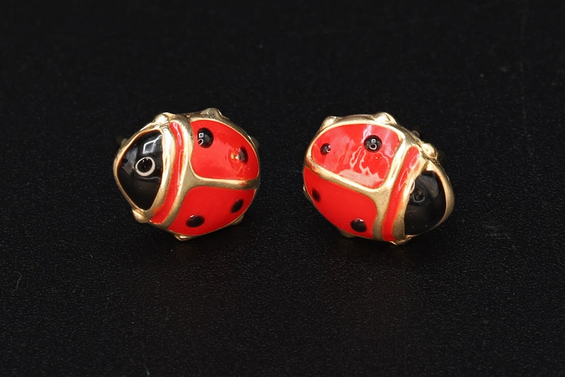 Ladybird Beetle, Small Baby Stud Earrings, Made Out With 14 Karats Yellow Gold And Colorful Enamel: Dimensions, Length 8mm, Weight 0.48 grams. All measurements are approximate. Some surface wear and aging. Sold as pictured. Small Baby Stud Earrings, Made Out With 14 Karats Yellow Gold And Colorful E