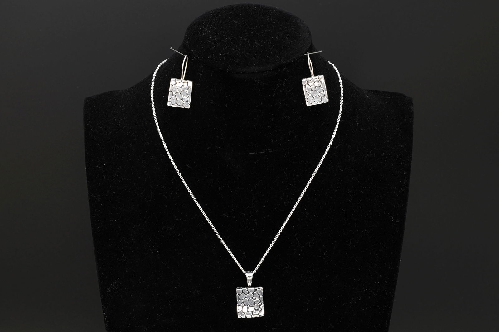 Textured Pebble Pendant Necklace And Dangle Earrings, A Modernist Style Jewelry Set Stamped 925: Dimensions, Chain Length 16 inches, Earrings Height 0.6 inch Not Including Wire, Pendant 1 x 0.6 inches. All measurements are approximate. Sold exactly as pictured. Textured Pebble Pendant Necklace An