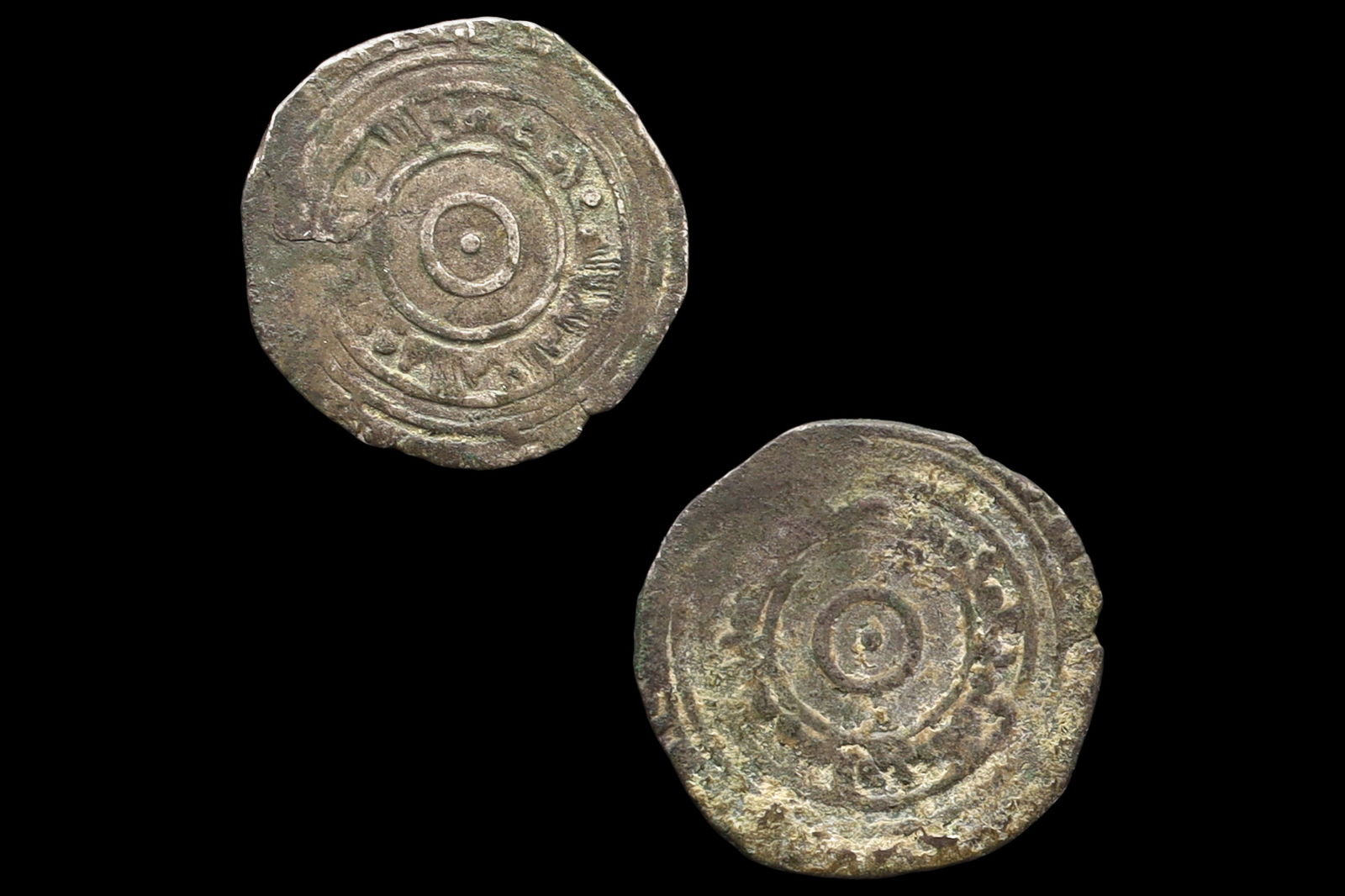 Medieval Egypt, Fatimids, al-Aziz Billeh, Fractional Value Of Half Dirham, Islamic Silver Coin Dinar: Dimensions, Diameter 18mm. Weight 1.4 grams. All measurements are approximate. Sold as pictured. // Medieval Egypt, Fatimids, al-Aziz Billeh, Fractional Face Value Of Half Dirham, Silver Coin With Ara