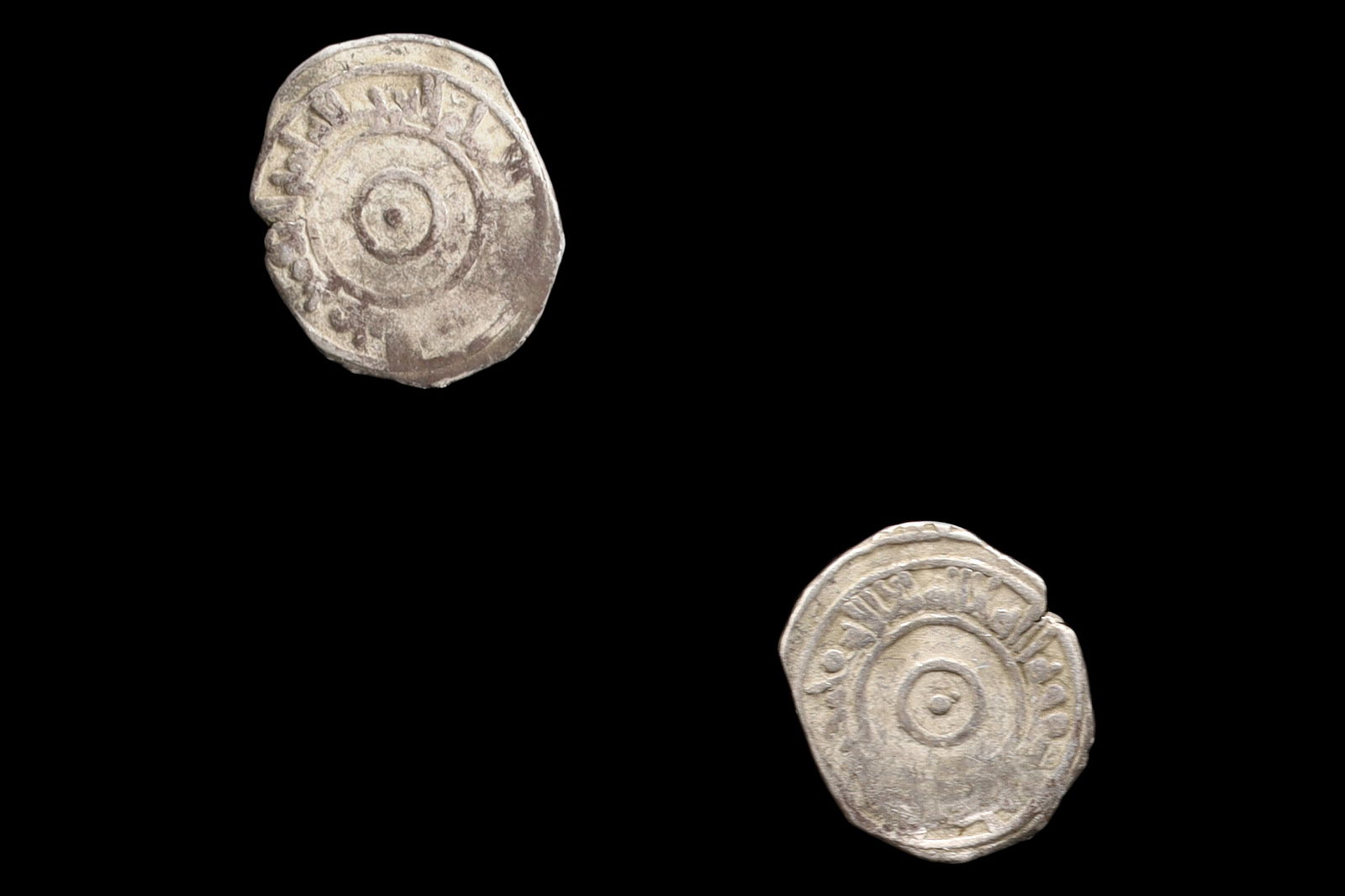 Medieval Egypt, Fatimids, al-Aziz Billeh, Fractional Value Of Half Dirham, Islamic Silver Coin Dinar: Dimensions, Diameter 11 mm. Weight 0.65 grams. All measurements are approximate. Sold as pictured. // Medieval Egypt, Fatimids, al-Aziz Billeh, Fractional Face Value Of Half Dirham, Silver Coin With A