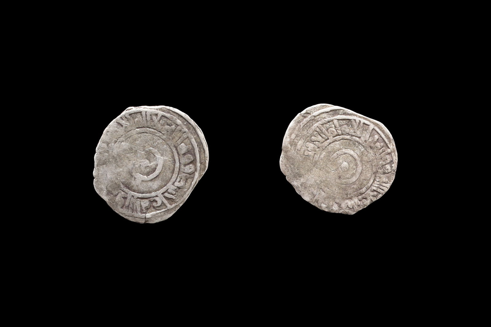 Medieval Egypt, Fatimids, al-Aziz Billeh, Fractional Value Of Half Dirham, Islamic Silver Coin Dinar - 4