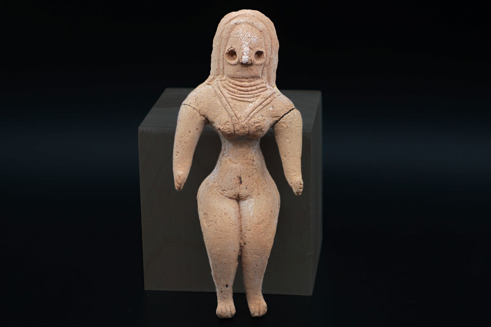 Indus Valley Mehrgarh Pottery Female Figure, Terracotta Fertility Idol Harappa Civilization Style: Dimensions, Height 4.5 inches. All measurements are approximate. Surface wear and aging, debris, granulation, Sold as pictured. // Ancient Central And South Asia, Indus River Valley, Mehrgarh Culture,