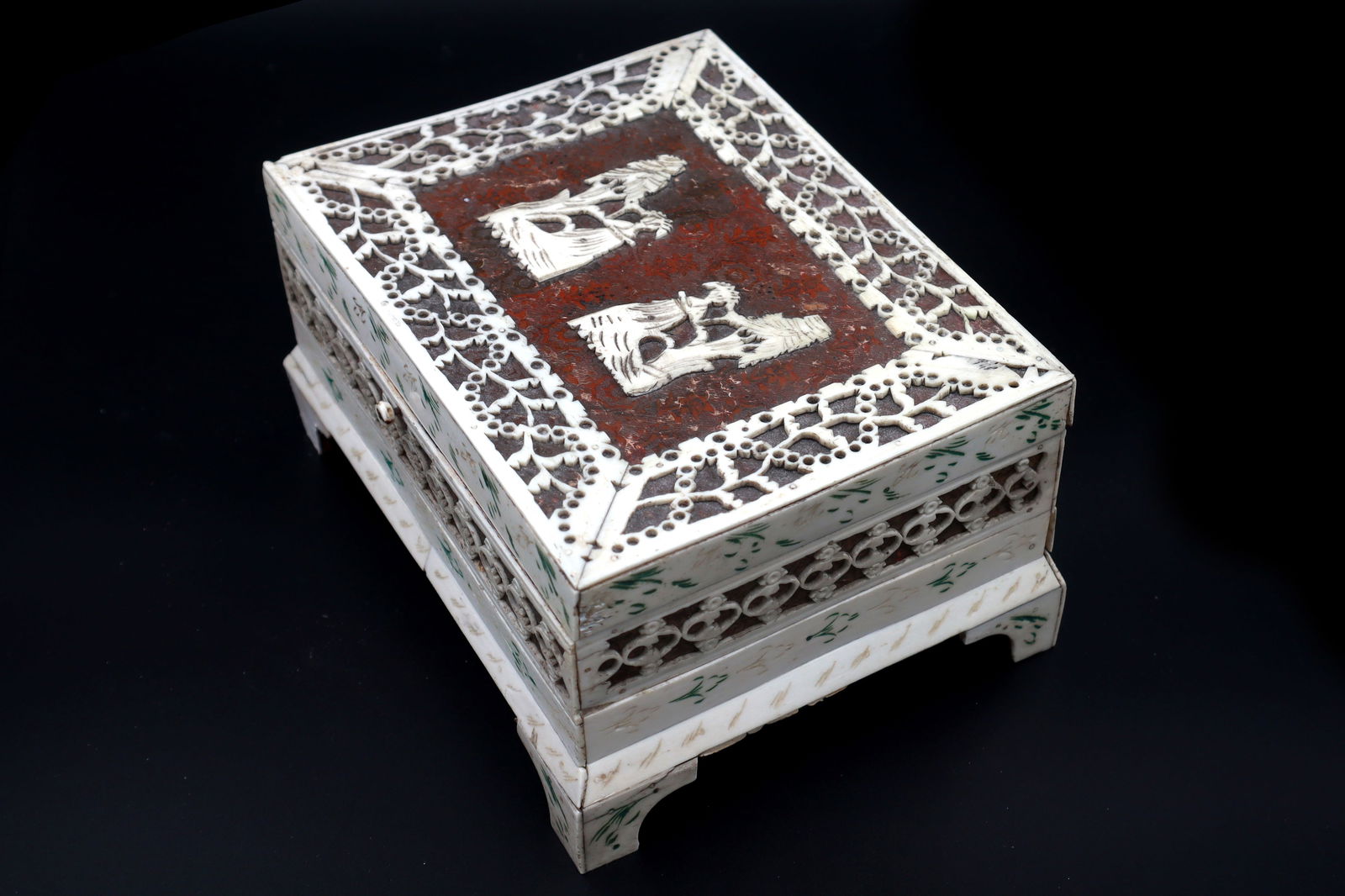 Imperial Russia Under Romanov, An 18th Century Presentation Casket Box From The Arcangel Kholmogory (1 of 6)