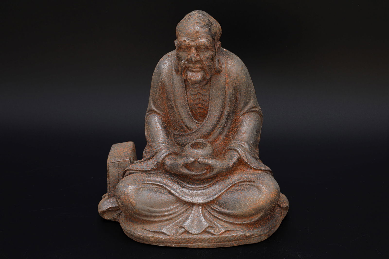 Arhat, Buddhist Monk In Meditation, Cast Bronze, Early 20th Century, Late Qing Dynasty Or Republic: Dimensions, Width 4.6 Inches, High 5.2 Inches. Very Good Condition. All measurements are approximate. Provenance: Private Collector New York USA, Purchase At Auction. // Arhat, Buddhist Monk In Medita