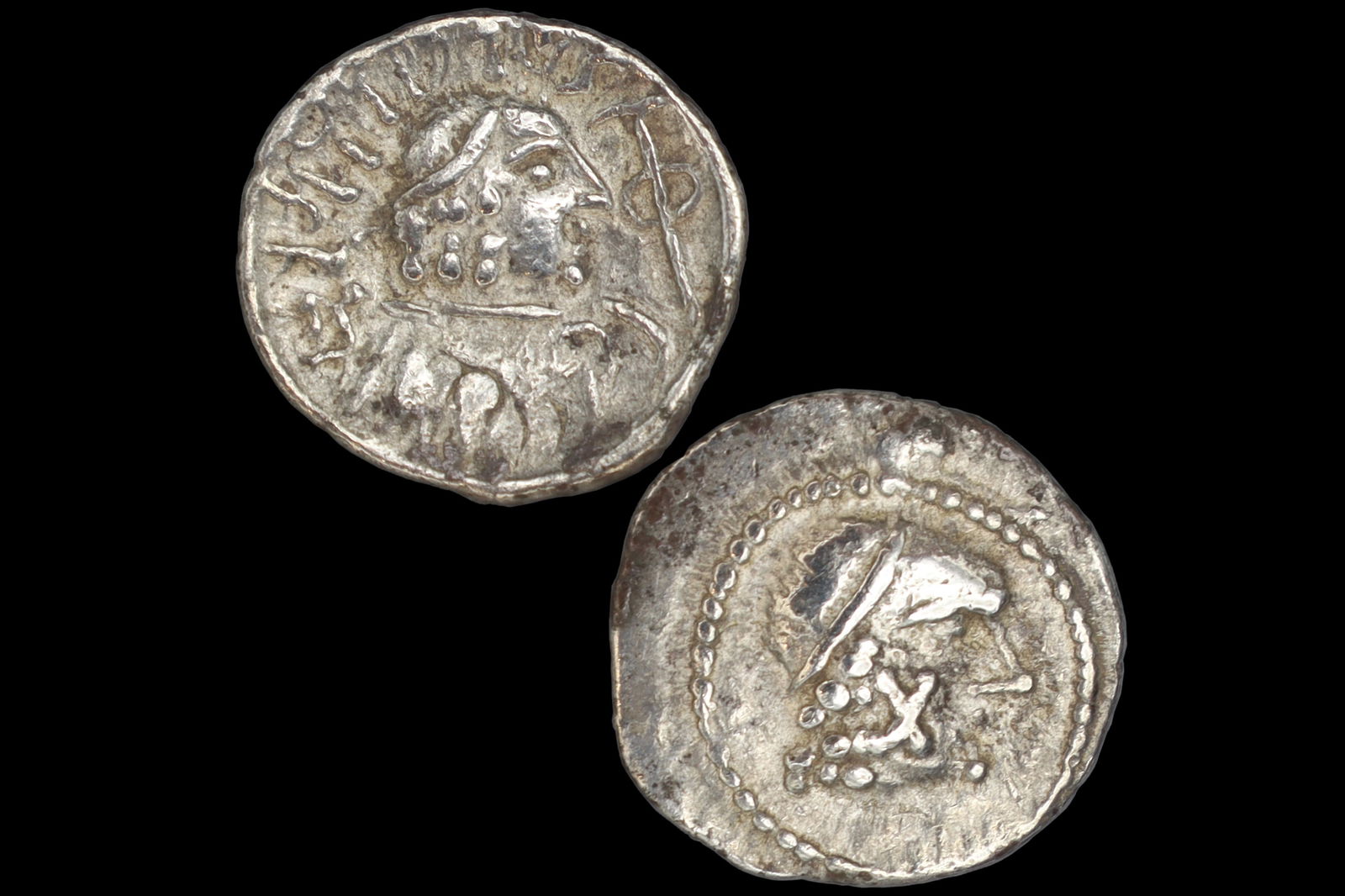 Ancient 1st Century AD Himyarite Kingdoms, South Arabia Felix Silver Quinarius Coin, Raydan Scyphate: Dimensions, Diameter 15 mm, Weight 1.72 grams. All measurements are approximate. Ancient Himyarite Kingdoms, South Arabia Felix Silver Quinarius Coin, Raydan Scyphate Mint. Dated As Mid 1st Century To