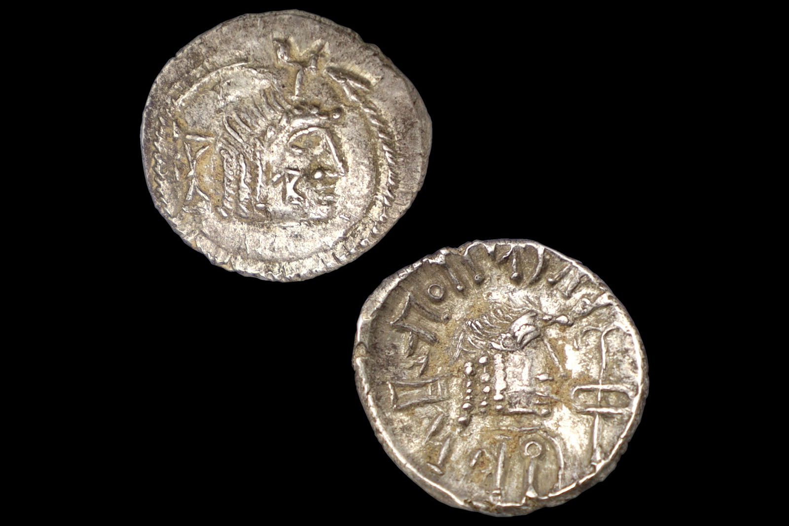 Ancient 1st Century AD Himyarite Kingdoms, South Arabia Felix Silver Quinarius Coin, Raydan Scyphate: Dimensions, Diameter 14 mm, Weight 1.63 grams. All measurements are approximate. Ancient Himyarite Kingdoms, South Arabia Felix Silver Quinarius Coin, Raydan Scyphate Mint. Dated As Mid 1st Century To