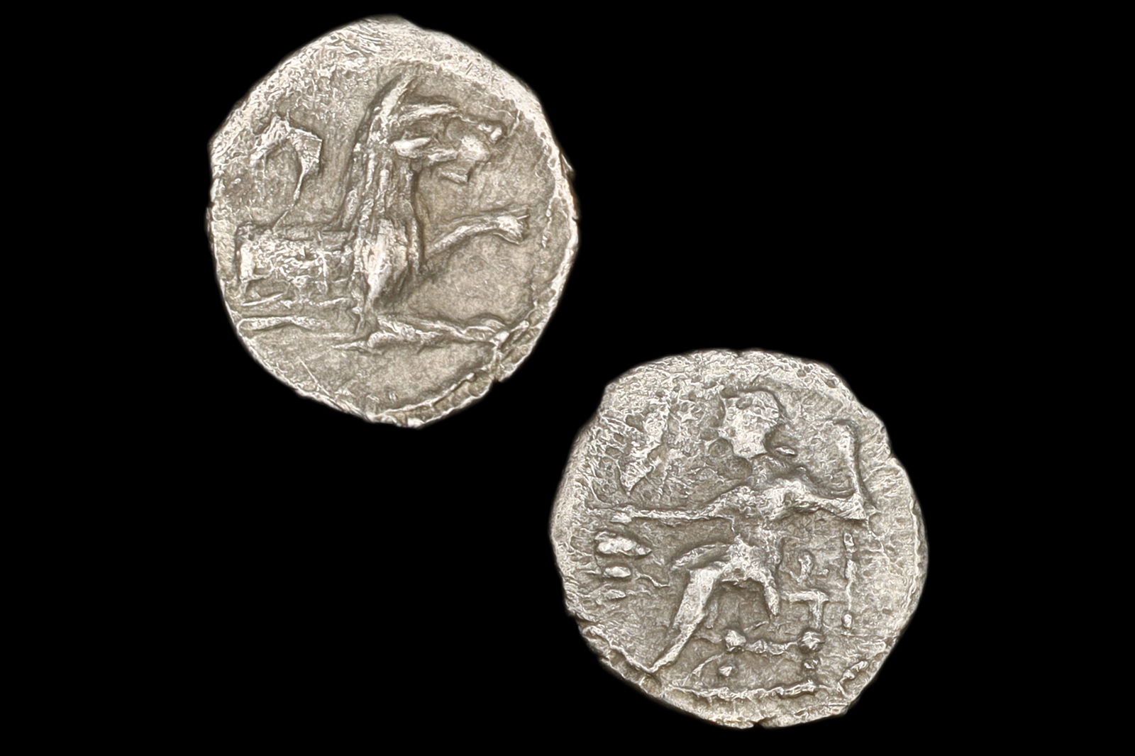 Laranda Lycaonia Cilicia, Silver Obol Ancient Coin, 324 To 323 BC, Baaltars Seated And Wolf Running (1 of 4)