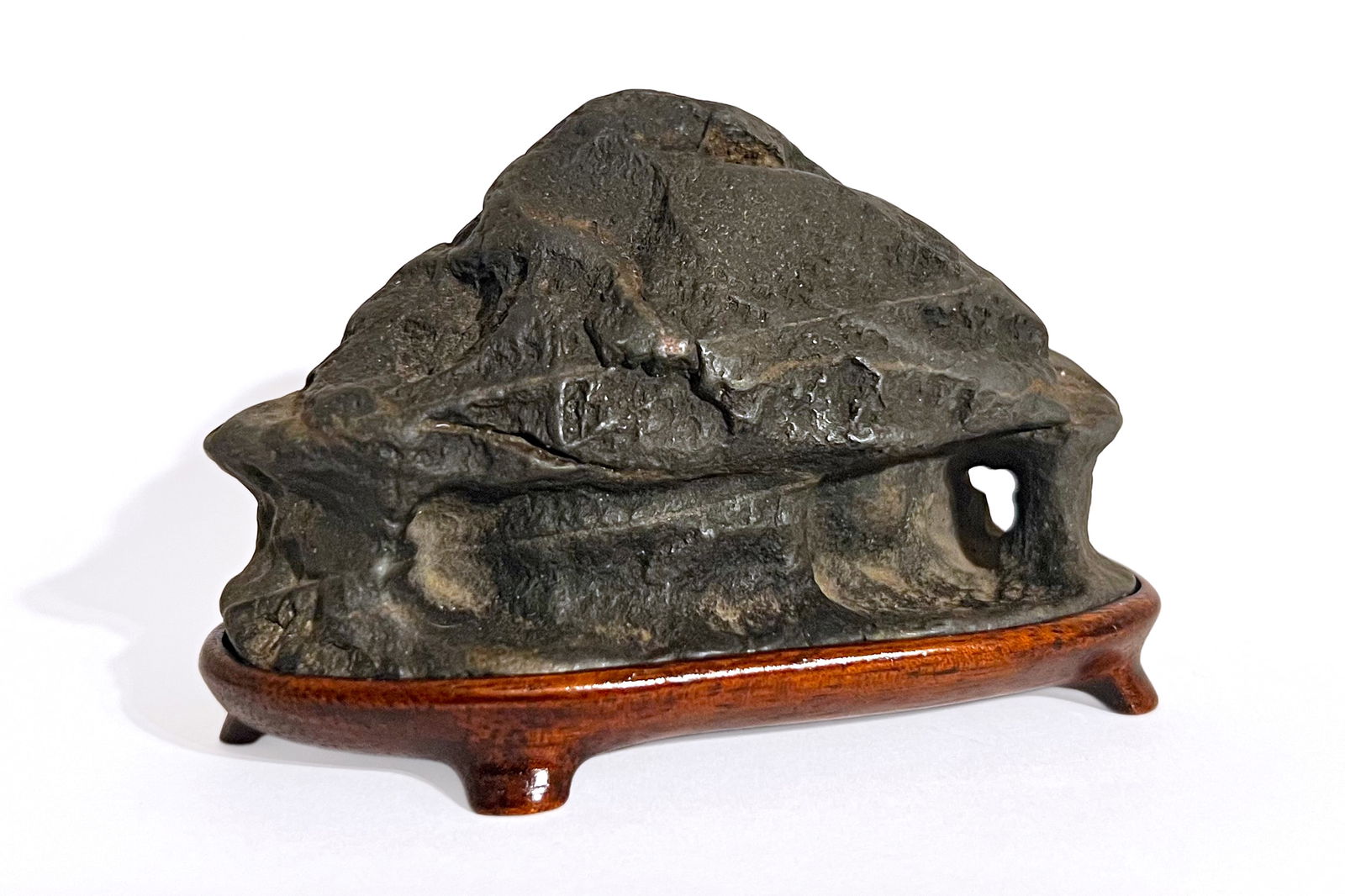 Early 20th Century, Chinese Scholar Stone Mountain. Japanese Suiseki Natural Rock With Daiza Base: Early 20th Century, Chinese Scholar Stone Mountain Form With Display Stand Daiza, Japanese Suiseki Natural Rocks for Bonsai and Tokonoma Decoration. Size: 10 cm x 6 cm x 4 cm. All measurements are app
