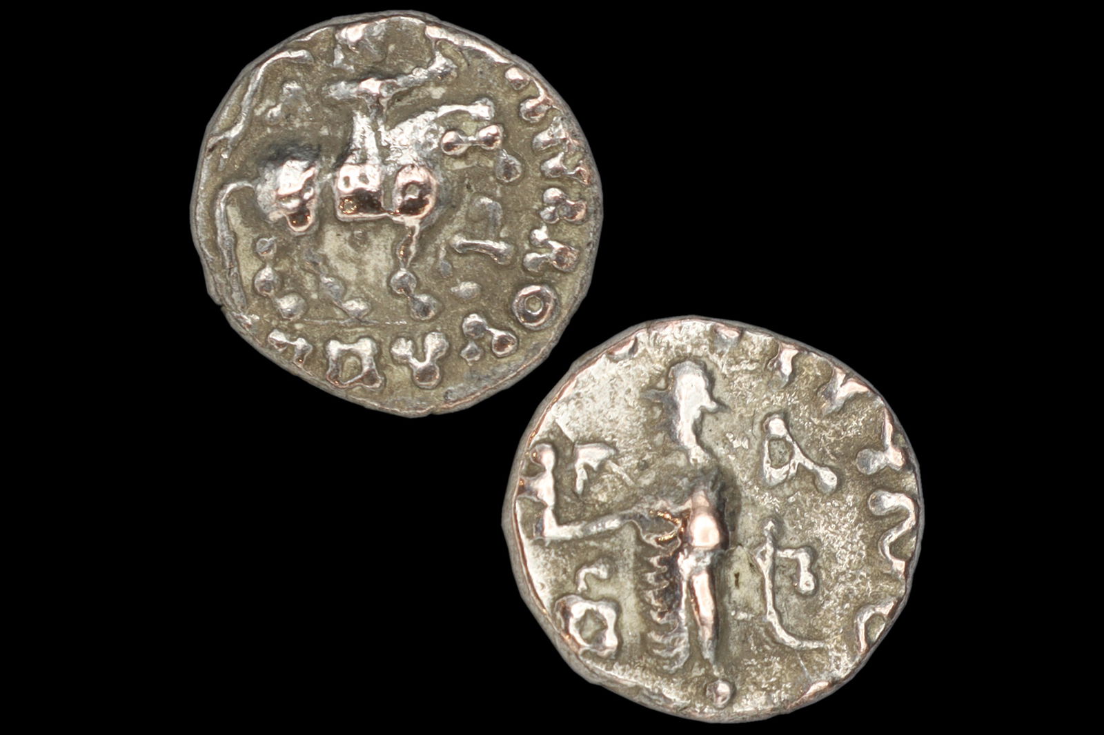 Ancient Hellenistic Kingdoms Central Asia, Indo Scythian Coin Of King Azes I, Drachm 1st Century BCE: Diameter Variable Around 14 mm. Ancient 1st Century BCE Hellenistic Bactria, Central Asia, Indo Scythian Kingdom. Small Drachm Coin Featuring The Reign Of Azes I, Dated From 48 BCE To 25 BCE. Obverse,