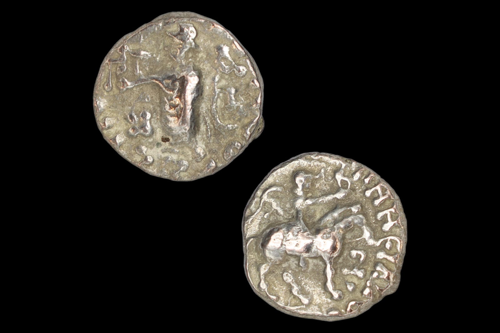 Ancient Hellenistic Kingdoms Central Asia, Indo Scythian Coin Of King Azes I, Drachm 1st Century BCE: Diameter Variable Around 14 mm. Ancient 1st Century BCE Hellenistic Bactria, Central Asia, Indo Scythian Kingdom. Small Drachm Coin Featuring The Reign Of Azes I, Dated From 48 BCE To 25 BCE. Obverse,