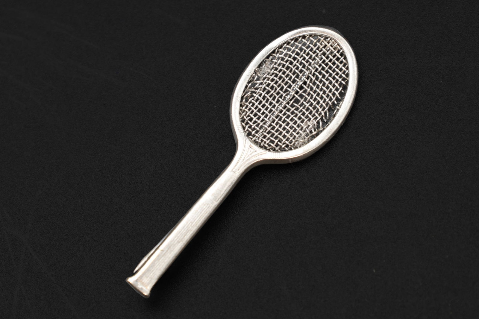 Small Brooch 1950s Tennis Tournament, Tennis Racket, 925 Sterling Silver Pin, Sports Collectibles (1 of 3)