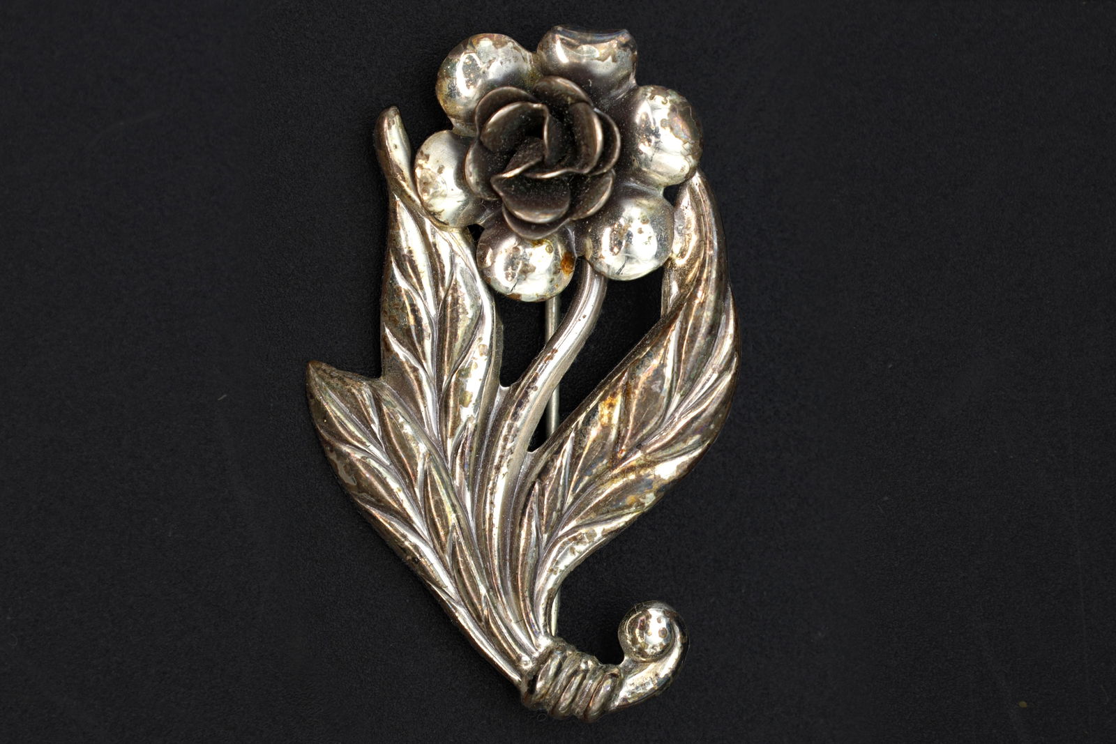 Mid Century Danecraft Jewelry, A Floral Design Brooch Pin, Sterling Silver With Hallmarks, Retro: Vintage 1950s, Mid Century Danecraft Jewelry, A Floral Design Brooch Pin, Sterling Silver With Hallmarks, Retro American Fashion, Primavera Designs, By Italian American Jewelers Primavera Family, Rhod