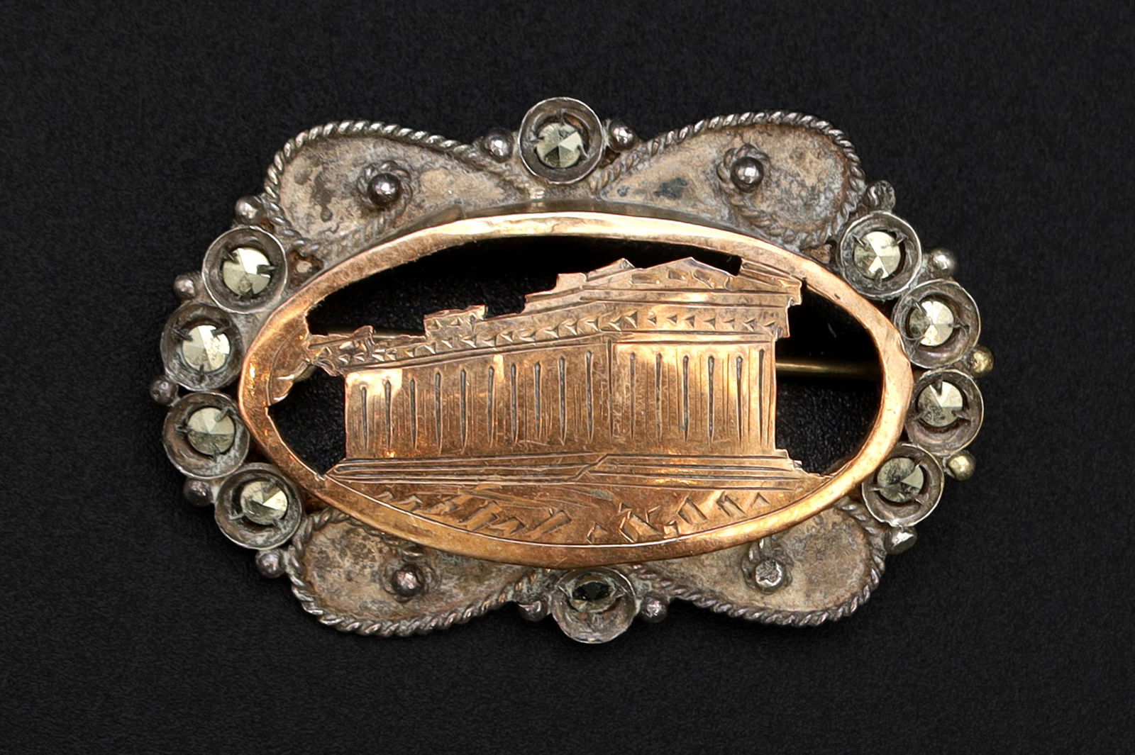 Art Deco Brooch, 900 Silver And Rose Gold. Greek Parthenon Athens, Architecture, Fashion Accessories: Dimensions: Length 4.5 centimeters, Weight 7.55 grams. All measurements are approximate. Vintage Art Deco Brooch, 900 Silver And Rose Gold. Ancient Greek Parthenon Athens, Classic Architecture, Retro