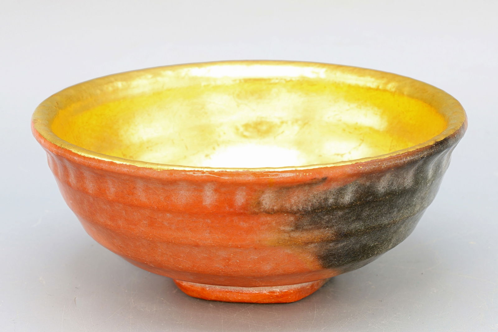 Kawasaki Waraku, Vintage 1980s Tea Bowl Cup, Shimadai Chawan Glazed Ceramic With A 24 Kt Gold Leaf: Vintage 1980s Kyoto Japan, Glazed Ceramic Mizusashi Water Container For Tea Ceremony, In The Style Of Shoji Hamada. Signed With A Stamp But The Author Remains Unknown To Us. Kyo Ware From The Late 20t