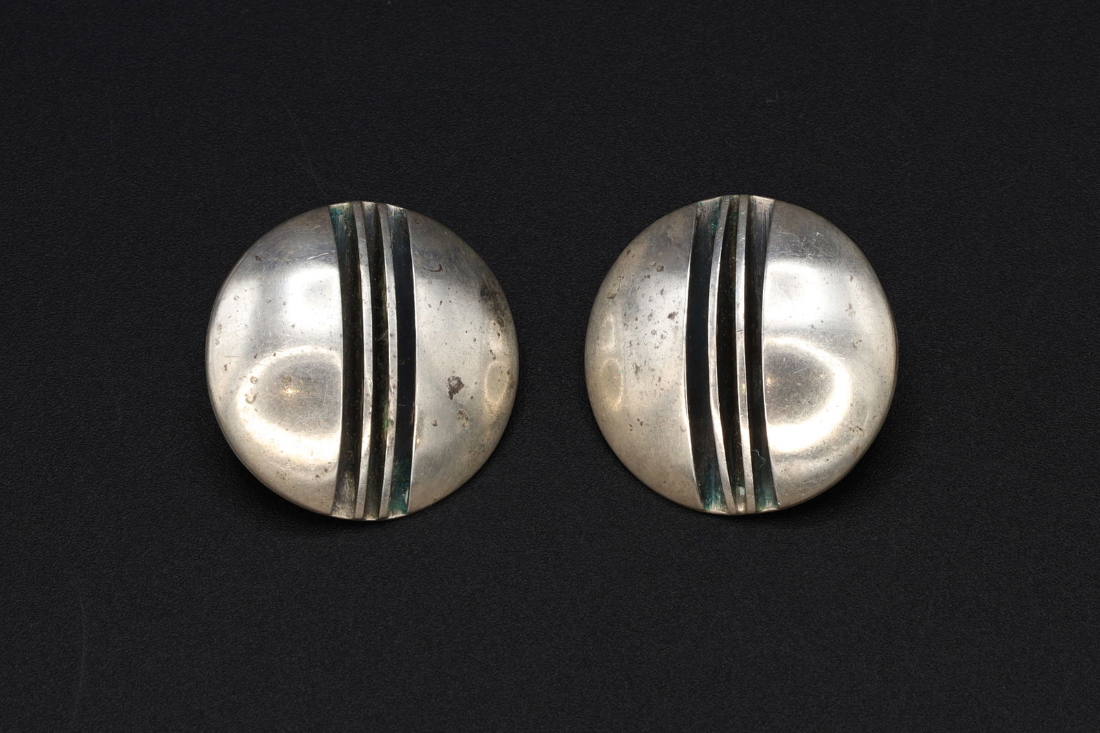 Vintage 1980s Navajo Native American Stud Earrings, Yazzie Johnson, 925 Sterling Silver Modernistic (1 of 3)