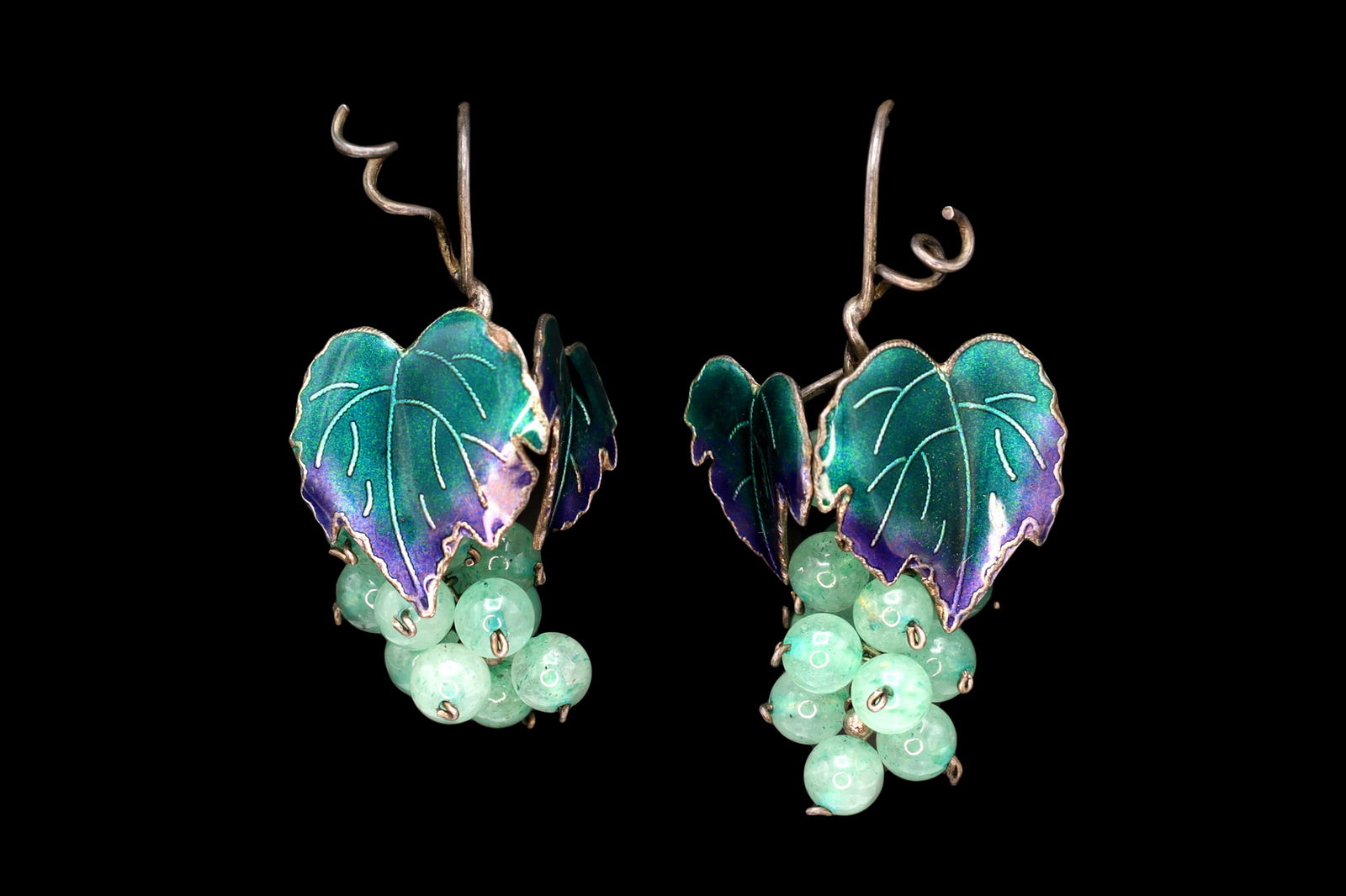 Vintage Earrings, Enamel On Sterling And Jadeite Beads, Grapes On Vine, Figural Modernist Jewelry: Dimensions Length 38 mm. All measurements are approximate. Vintage 1970s Dangle Earrings, Enamel On Sterling And Jadeite Beads, Grapes On Vine, Figural Modernist Jewelry, Handmade Artisan Earrings. Re