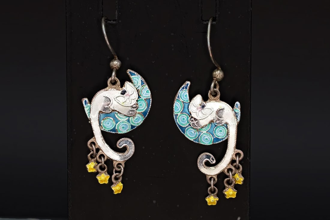 Vintage 1980s Colorful Enamel On Sterling Dangle Earrings, Cat Kitty On The Moon, Animal Jewelry: Vintage 1980s Colorful Enamel On Sterling Dangle Earrings, Cat Kitty On The Moon, Animal Jewelry, Girly Style Handmade Jewelry, Starry Sky Pop Art Design, Figural Animal Jewelry, 925 Sterling Silver W