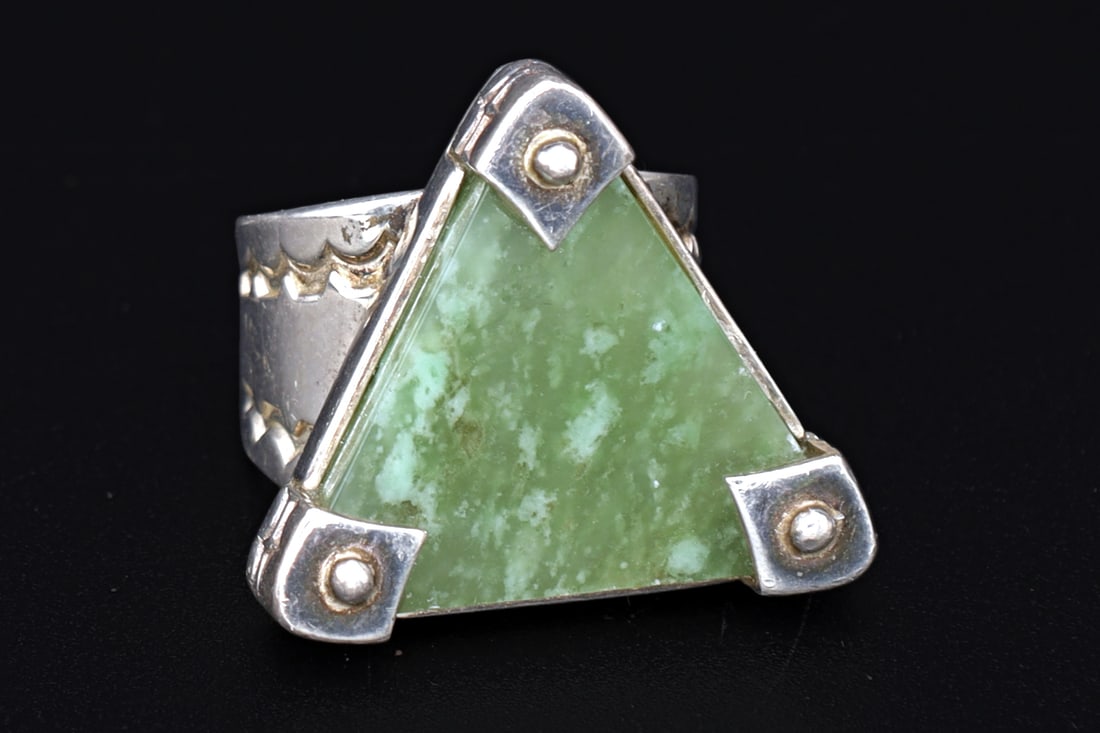 Desert Rose, Jay King Jewelry, Statement Ring Size 5 1/2 USA Charts, Sterlign Silver And Nephrite: Dimensions, Panel Side 21mm, Band Wide 5mm. Weight 11.75 grams. All measurements are approximate. Desert Rose, Jay King Jewelry, Statement Ring Size 5 1/2 USA Charts, 925 Sterling Silver And Jadeite N