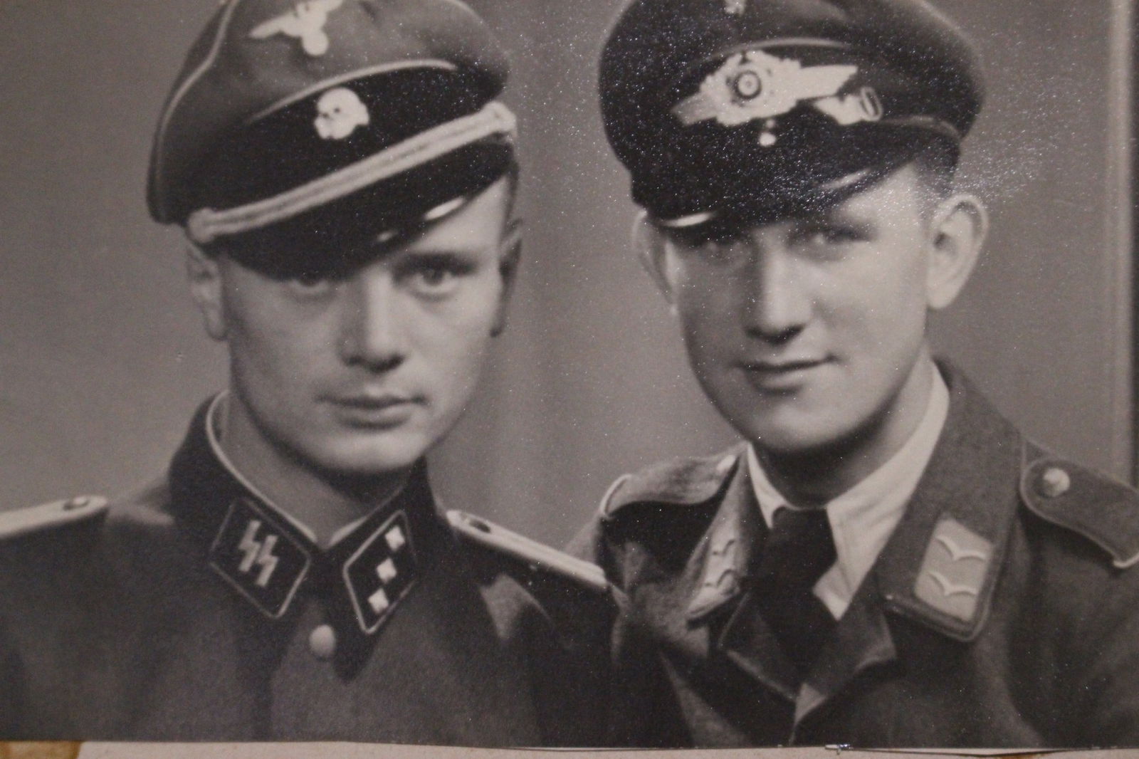 German WWII small photo album, interesting content - (1 of 18)
