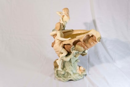 Art Nouveau style Porcelain center piece