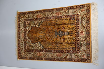 Extremely Fine Turkish Oriental Silk Herekeh Rug