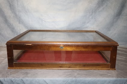 Antique Jewely Display