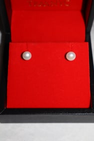 Pearl Earrings