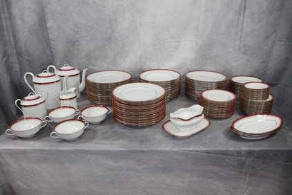 149pc Lanternier and Co. Limoge dinnwerware set