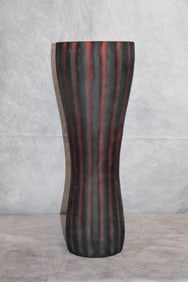 Art glass vase