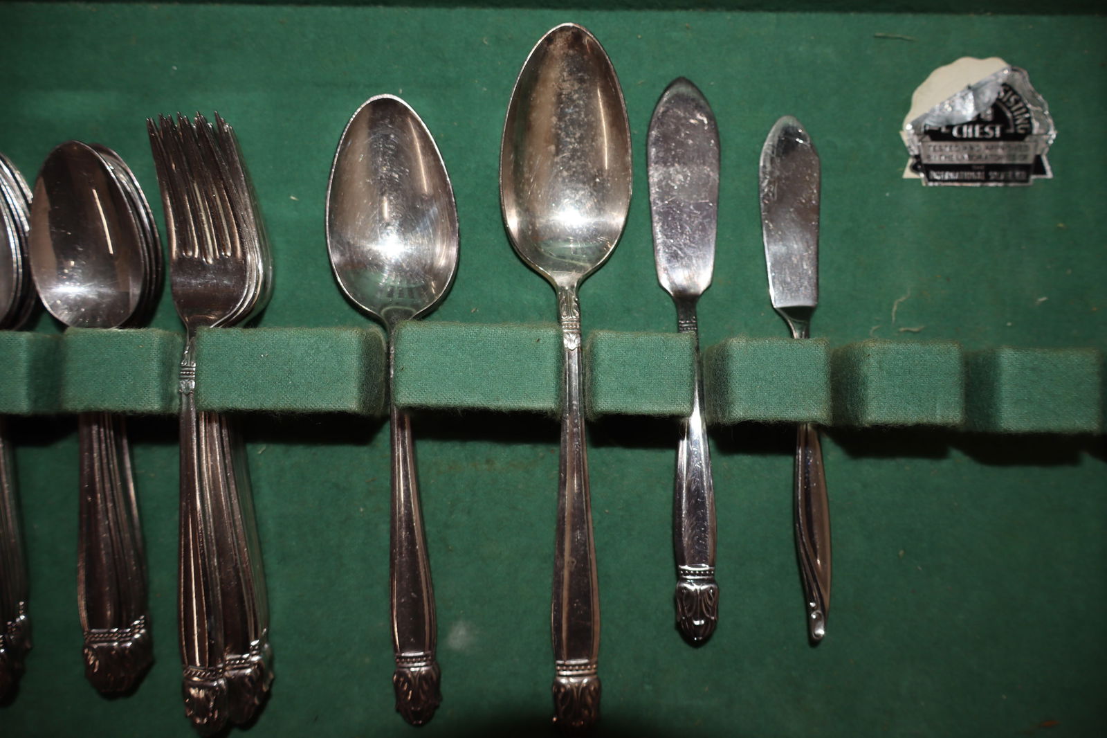 30 Piece Holmes & Edwards Silver Plated Cutlery Set (1 of 6)