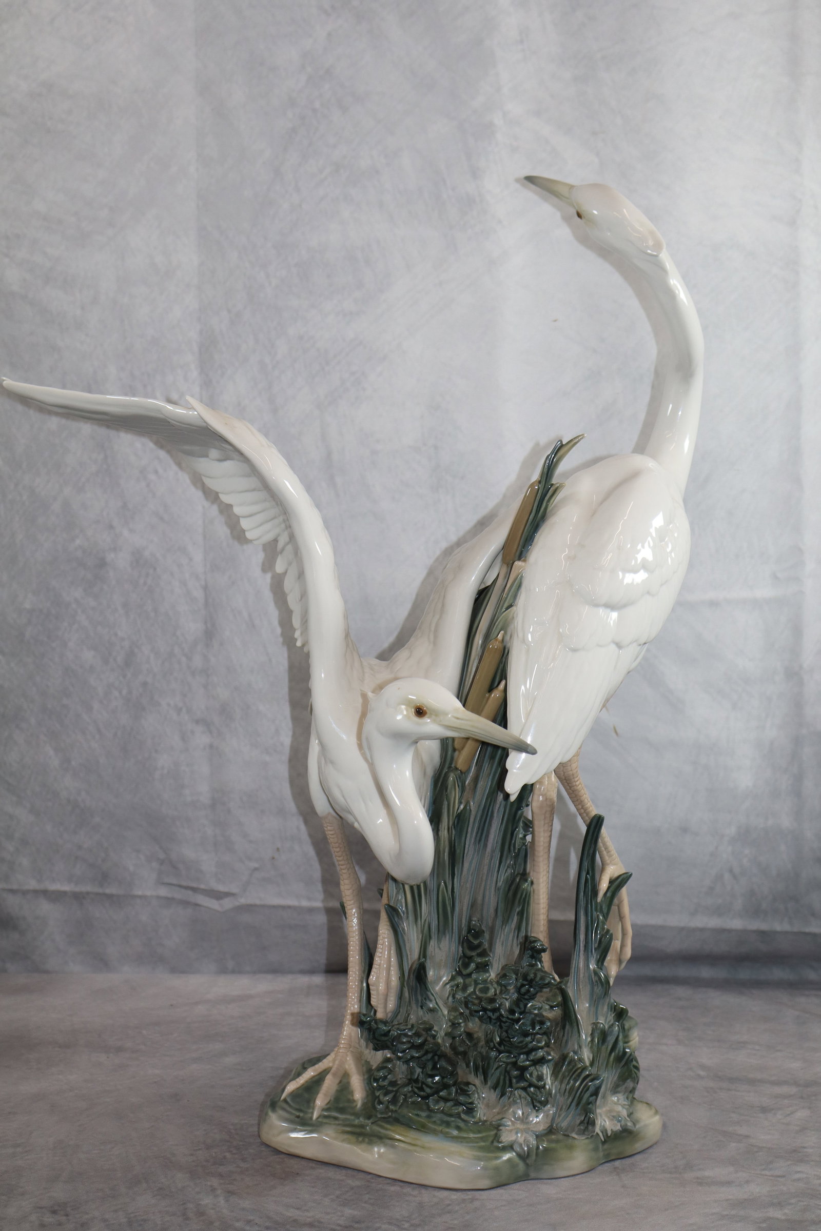 "Courting Cranes" Llado: Glossy Porcelain Sculpture