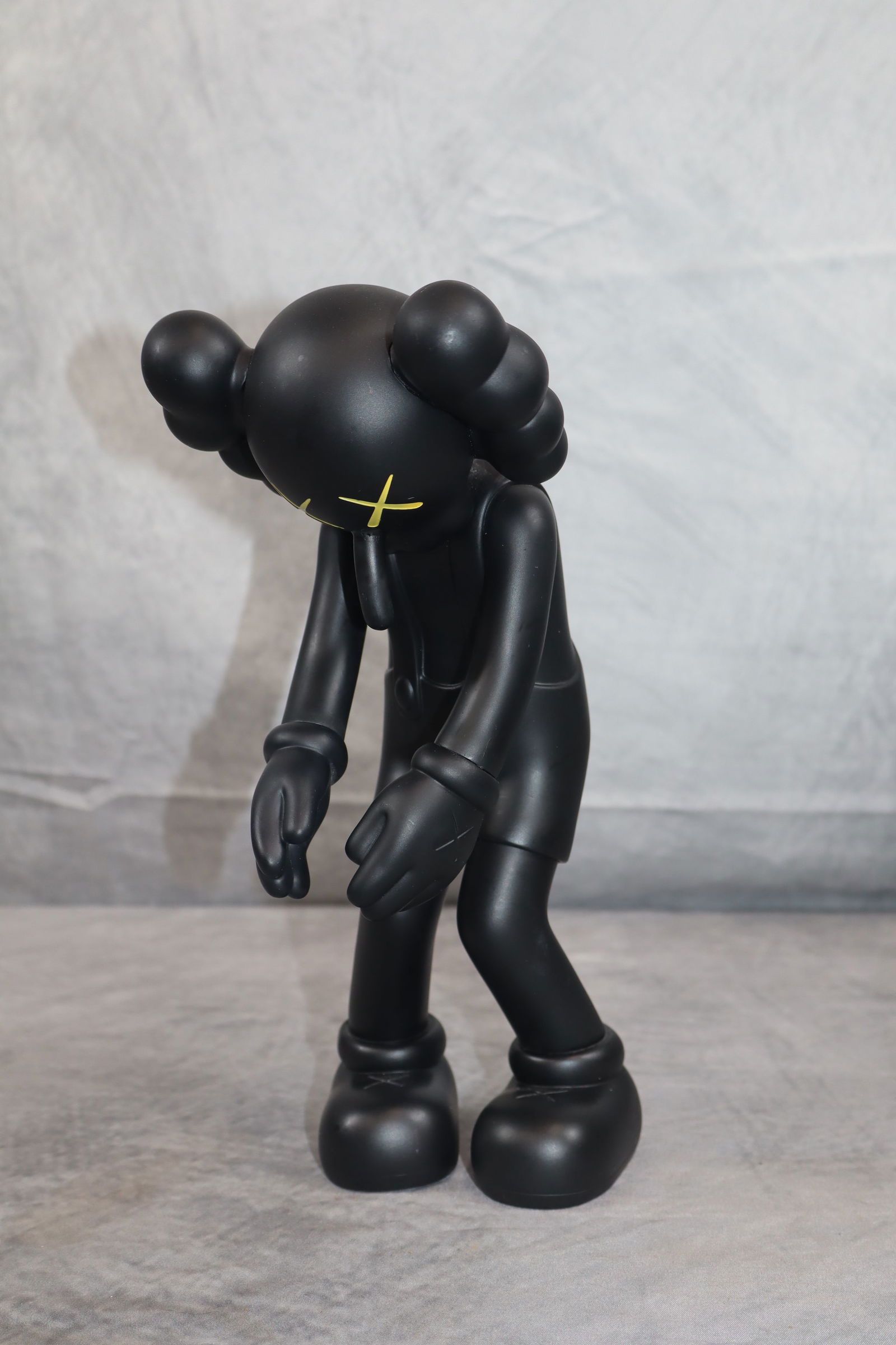 "Small lie" Kaws Figure (1 of 8)