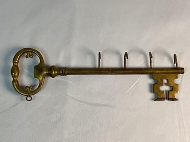 Antique Brass Skeleton Key Wall Hook Holder