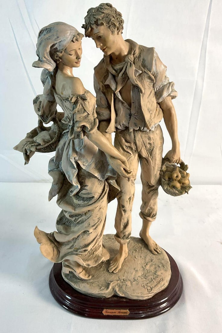 Giuseppe Armani "Lovers" Sculpture (1 of 5)