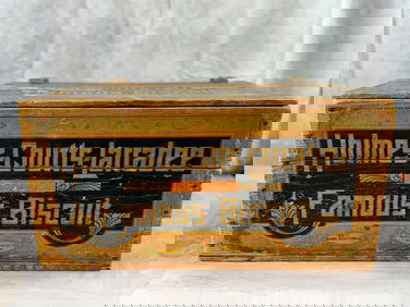 "Holmes-Coutts-Larrabee" Famous Biscuit, Wooden Crate