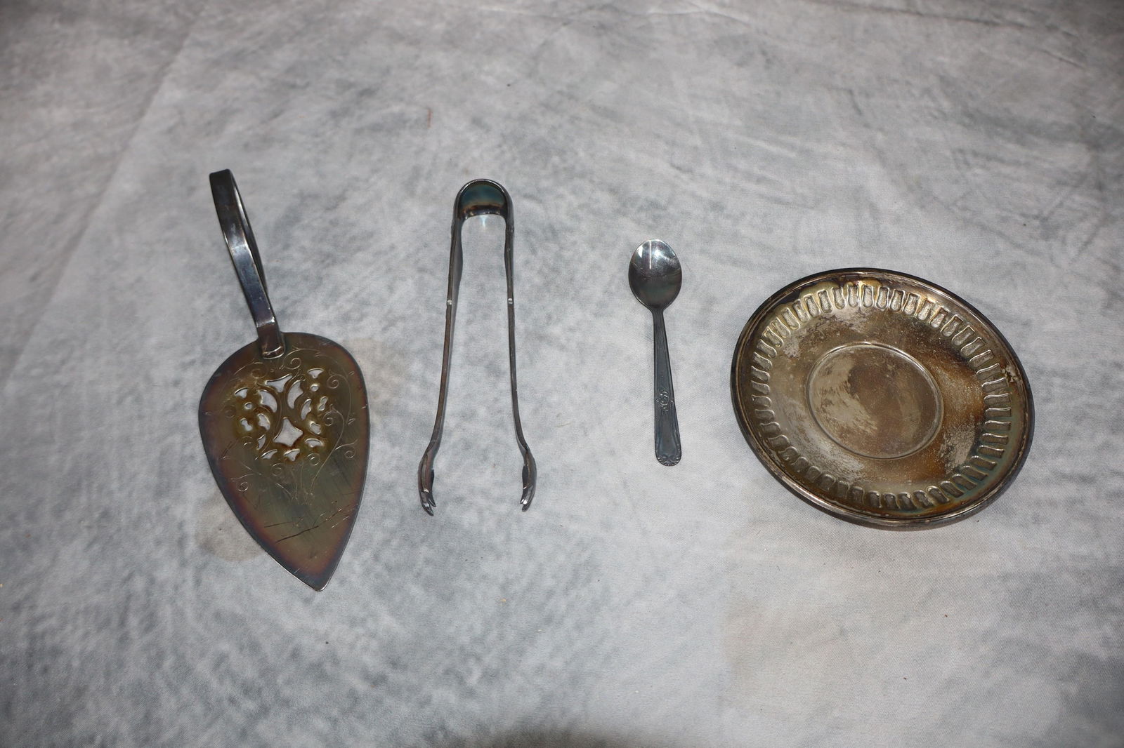 4 Piece Silver plated serving set (1 of 2)