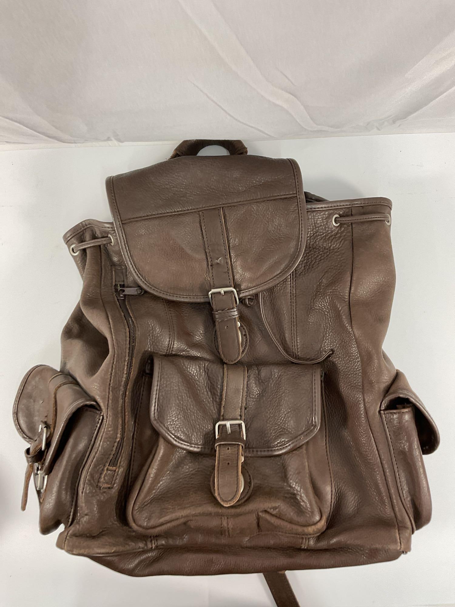 Vintage Leather Backpack (1 of 5)
