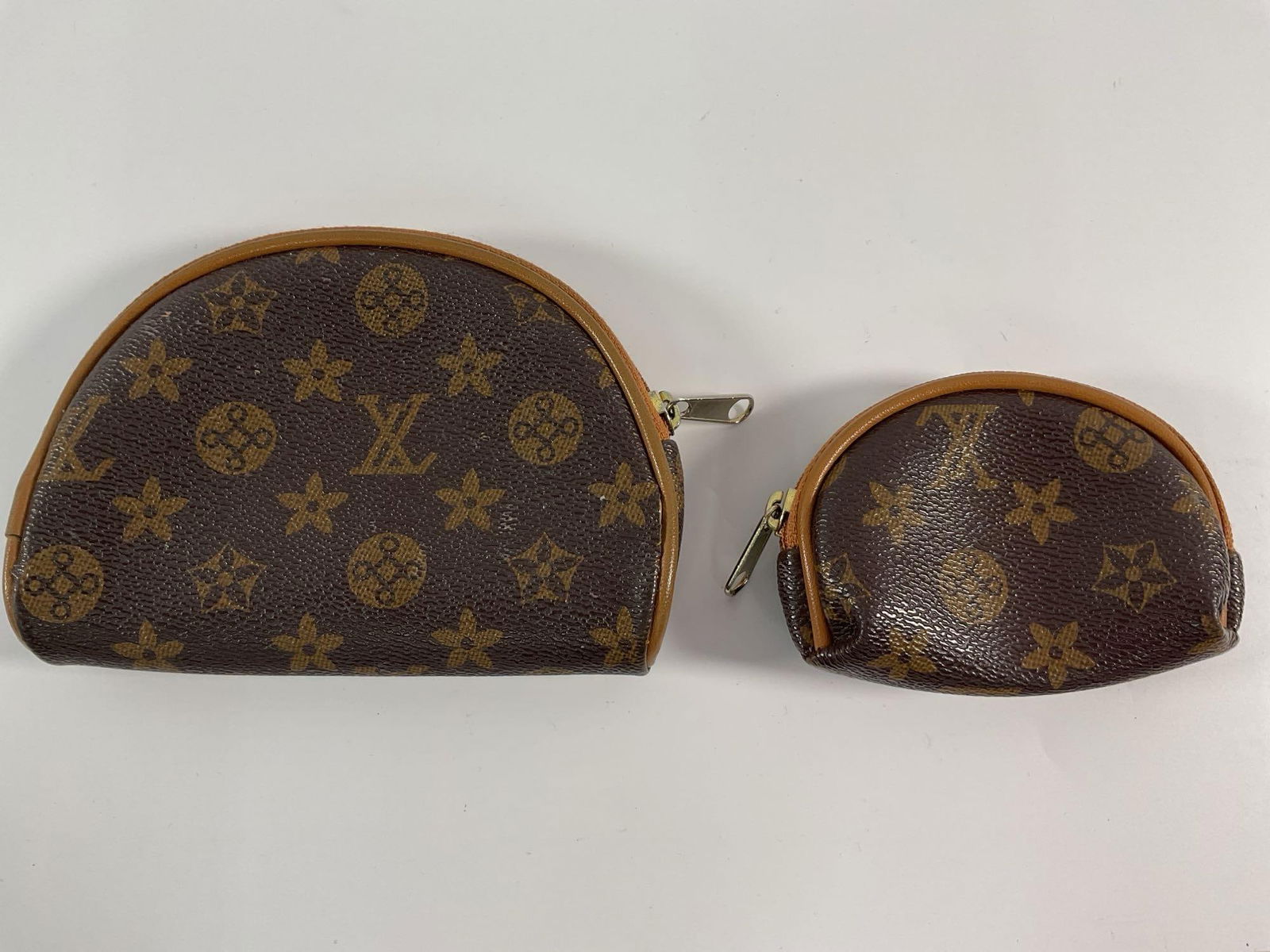 2 Louis Vuitton Monogram Cosmetic and Coin Pouches - Box 4 - Photo 15 (1 of 4)