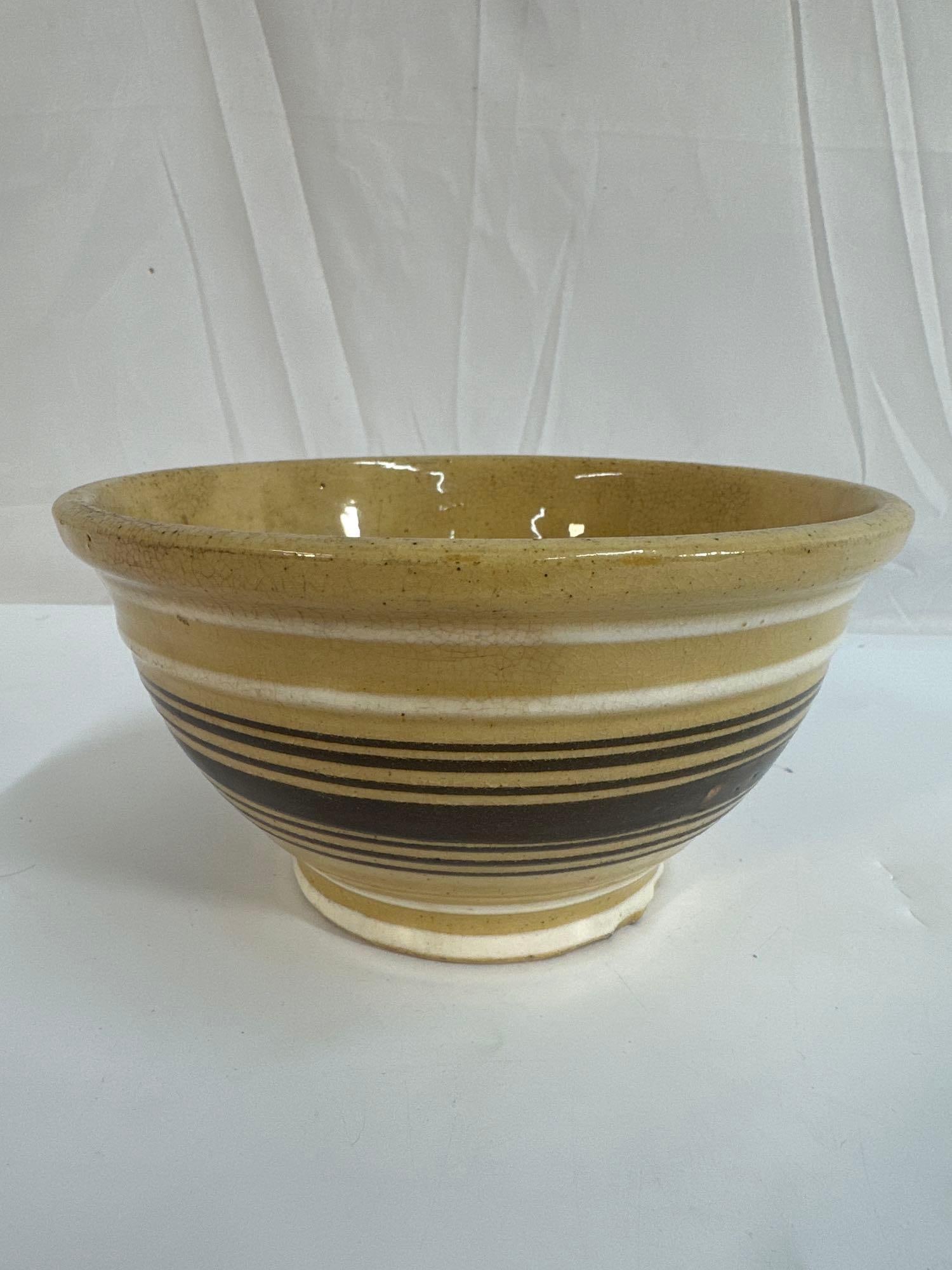 Vintage Yellow Ware Mixing Bowl (1 of 3)