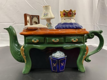 Tony Carter Collectible Teapot â€“ Royal Desk Theme - England