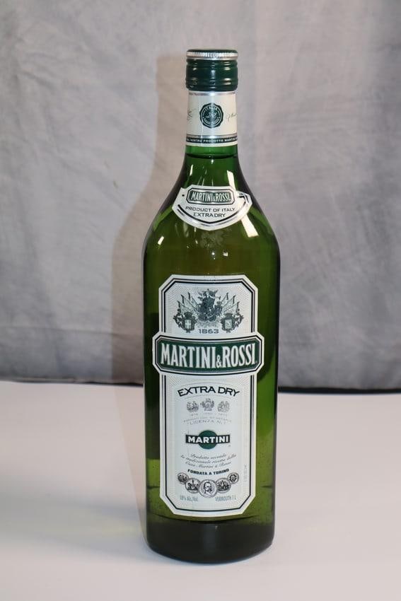Vintage Martini & Rossi Dry Vermouth (1 of 1)