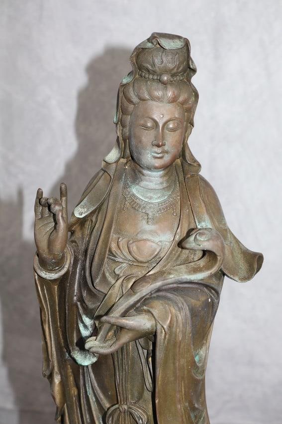 Bronze Quan Yin (1 of 5)