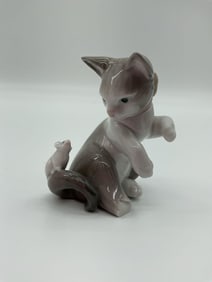 Lladro "Curious Kitten with Mouse" Figurine - 01005236