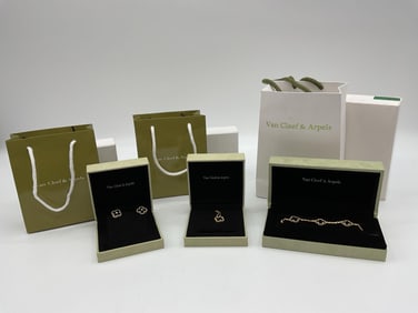 Van Cleef & Arpels Alhambra  Style Jewelry Set