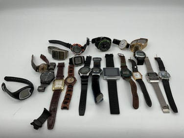 Mixed Lot of 19 Vintage and Modern Wristwatches