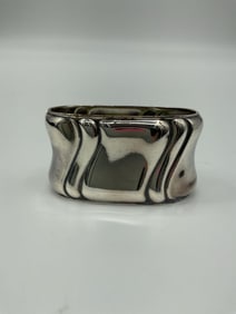 Vintage Silver Napkin Ring with Wavy Edge Design