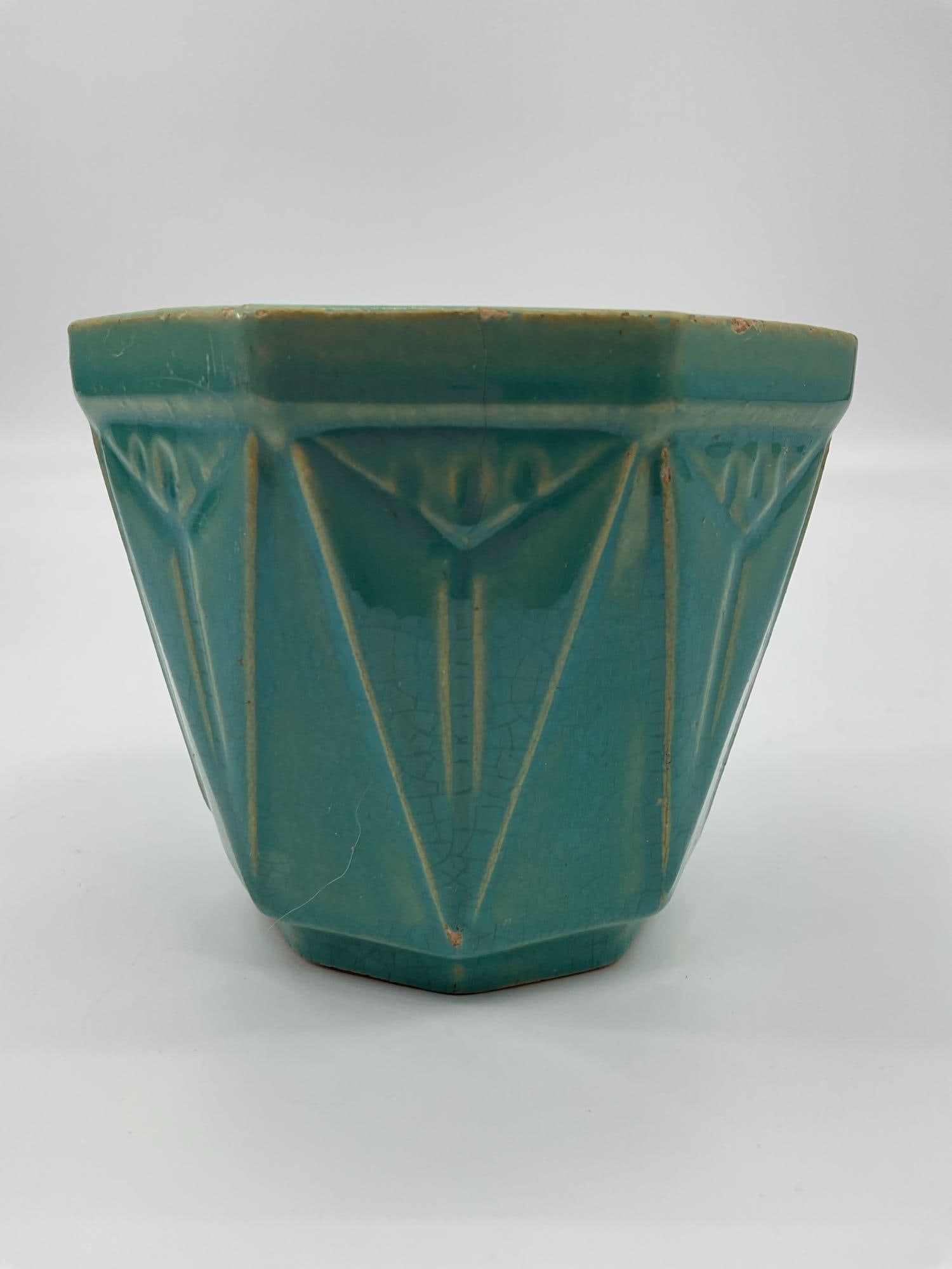 Art Deco Style Green Planter (1 of 3)