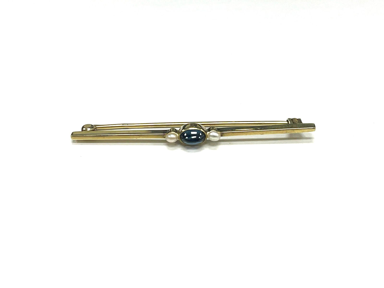 Vintage 14Kt. Gold Bar Brooch with Sapphire Cabochon and Pearls (1 of 4)
