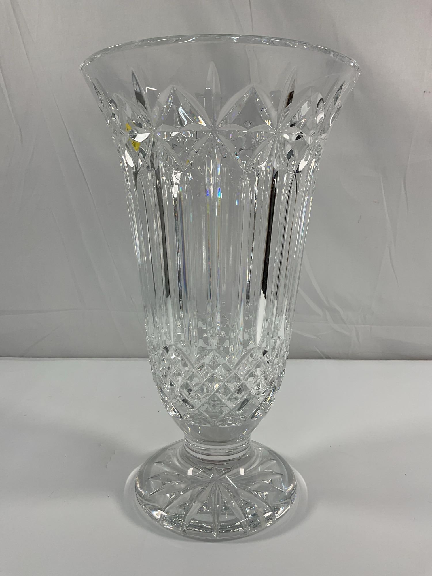 Elegant Cut Crystal Waterford  Vase (1 of 4)