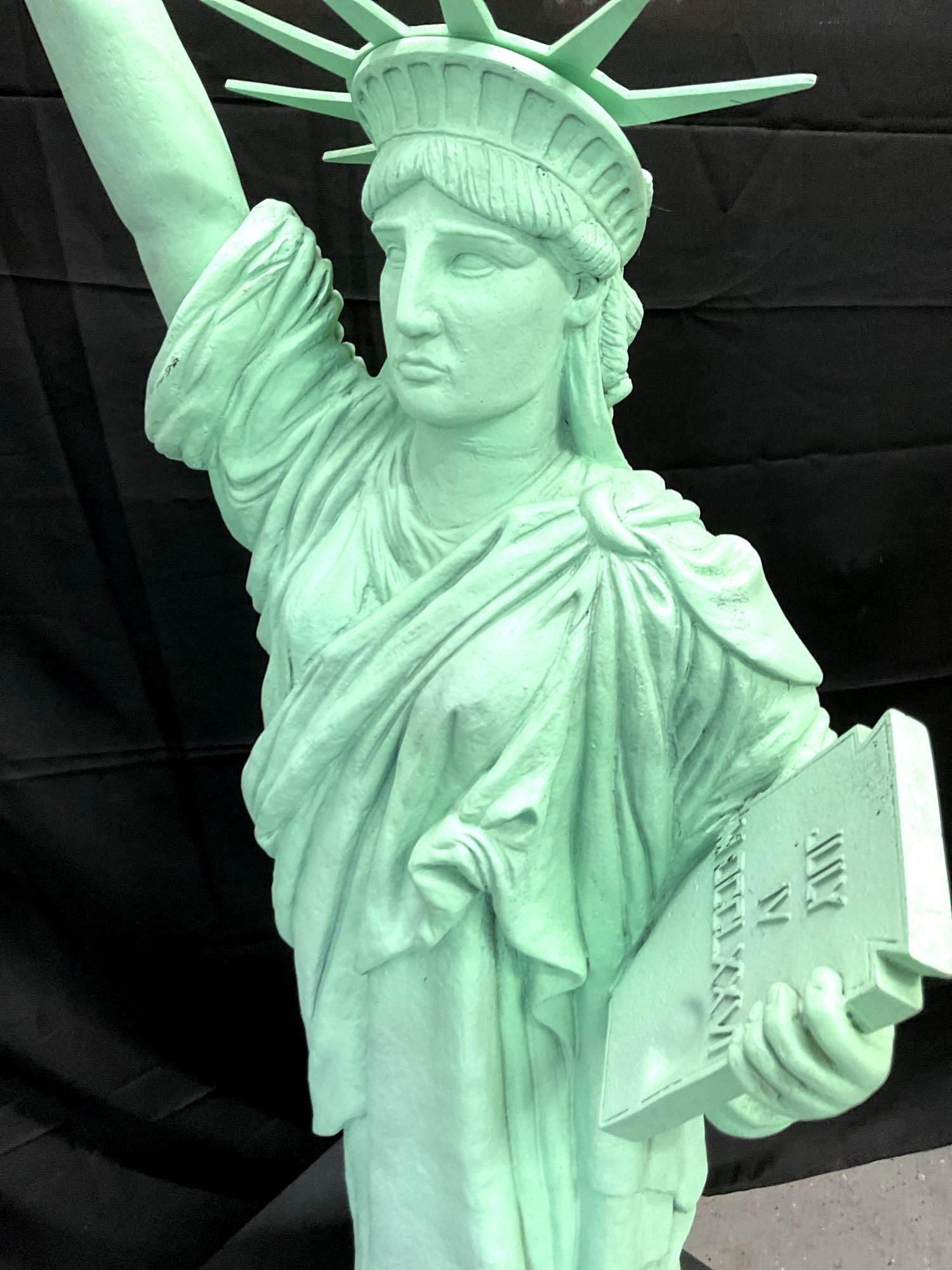 Replica Statue of Liberty – Reserveist Edition
